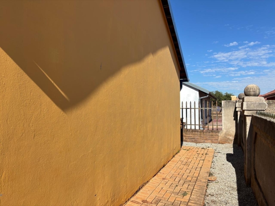 3 Bedroom Property for Sale in Boitekong North West
